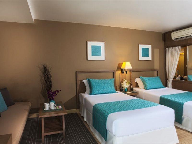 51 Fashion Hotel Hua Hin Bagian luar foto