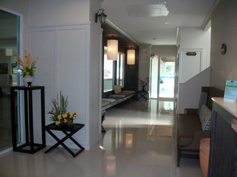 51 Fashion Hotel Hua Hin Bagian luar foto