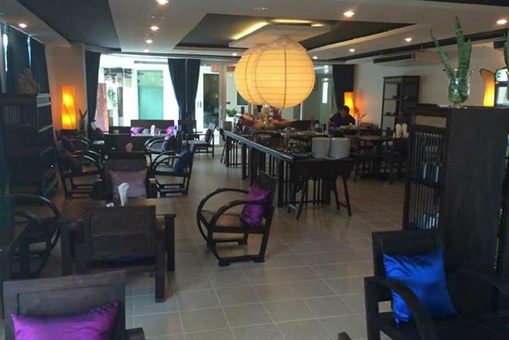 51 Fashion Hotel Hua Hin Bagian luar foto